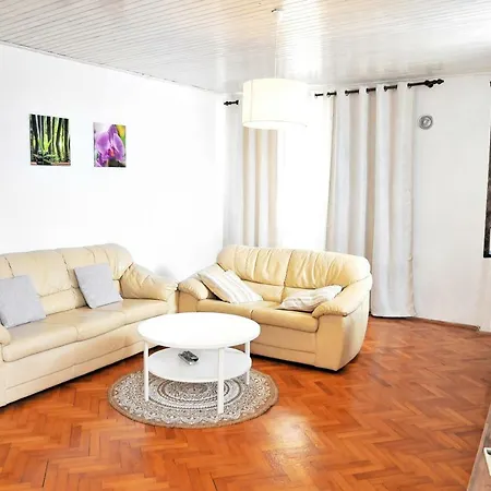 Apartment Tratnik By Locap Group